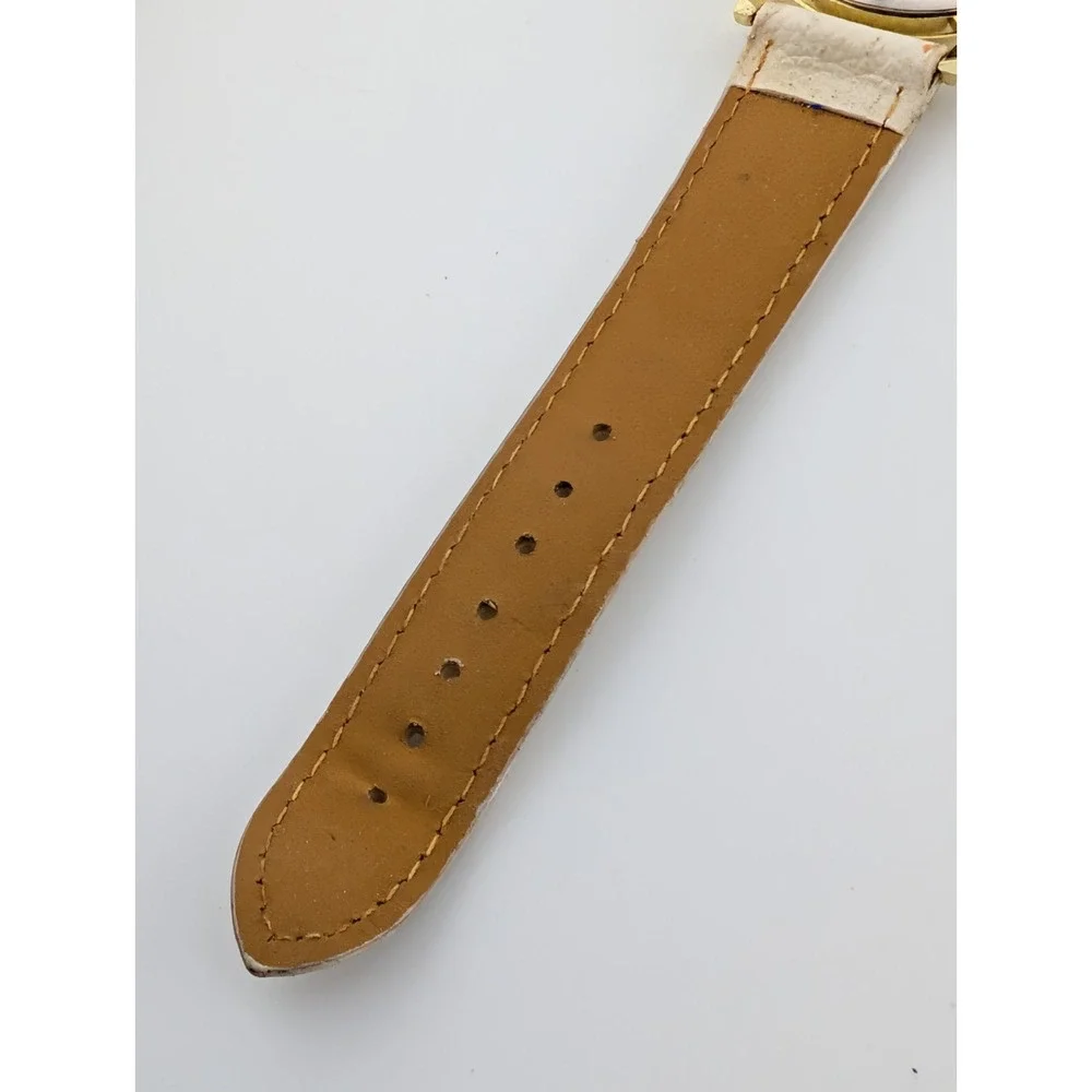 Elephant‎ Dial Watch Women 38mm Gold Case White Faux Leather Band- New Battery